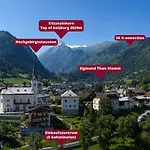 Appartements Bergfried - Inklusive Sommerkarte, Zentral Mit Ausblick Ueber Kaprun, Ski In Ski Out *