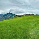 Appartements Bergfried - Ski In Ski Out, Inklusive Sommerkarte, Zentral Mit Ausblick Ueber Kaprun * カプルーン