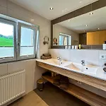 아파트 Appartements Bergfried - Ski In Ski Out, Inklusive Sommerkarte, Zentral Mit Ausblick Ueber Kaprun *