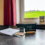 아파트 Appartements Bergfried - Ski In Ski Out, Inklusive Sommerkarte, Zentral Mit Ausblick Ueber Kaprun *