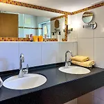 Appartements Bergfried - Ski In Ski Out, Inklusive Sommerkarte, Zentral Mit Ausblick Ueber Kaprun