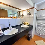 Appartements Bergfried - Ski In Ski Out, Inklusive Sommerkarte, Zentral Mit Ausblick Ueber Kaprun Appartamento *