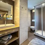 Appartements Bergfried - Ski In Ski Out, Inklusive Sommerkarte, Zentral Mit Ausblick Ueber Kaprun *