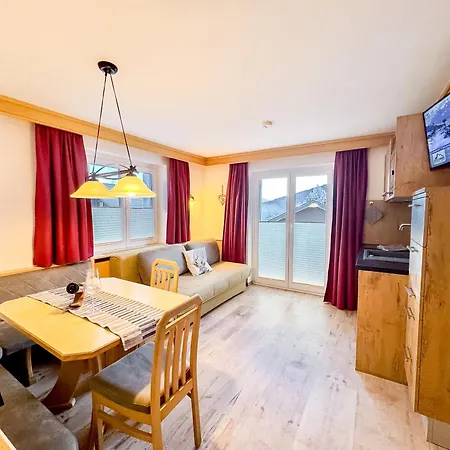 Appartement Bergfried Kaprun, Ski-In Ski-Out, Sommerkarte Und Panoramablick
