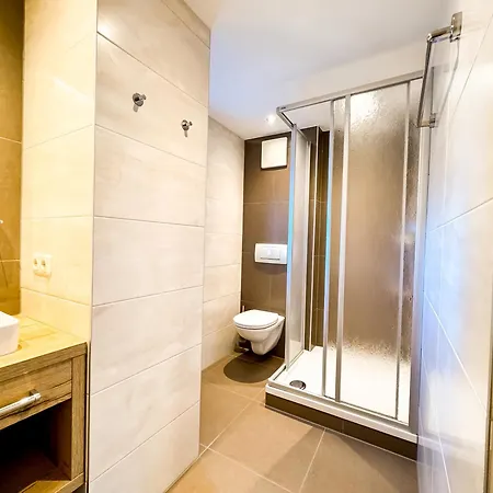 Διαμέρισμα Appartements Bergfried - Ski In Ski Out Bis Ca Mitte Maerz, Inklusive Sommerkarte, Zentral Mit Ausblick Ueber Kaprun Kaprun