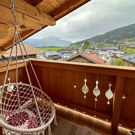 Bergfried Kaprun, Ski-in Ski-out, Sommerkarte Und Panoramablick Appartamento