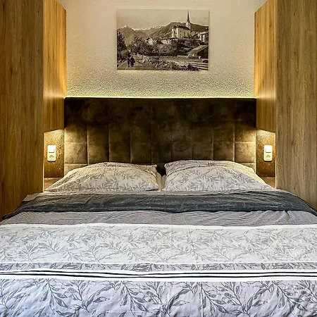 Bergfried - In Out, Inklusive Sommerkarte, Zentral Mit Ausblick Ueber Appartement