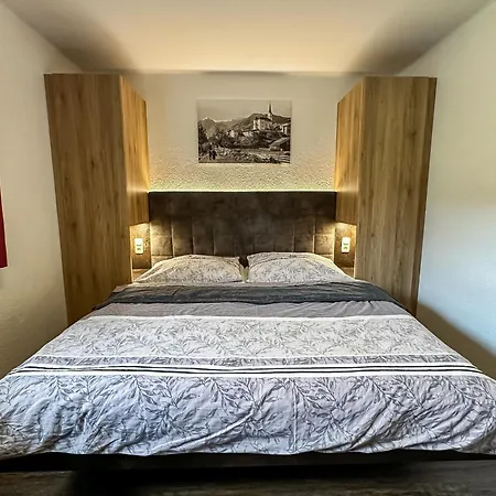 Appartements Bergfried - Inklusive Sommerkarte, Zentral Mit Ausblick Ueber Kaprun, Ski In Ski Out * Kaprun