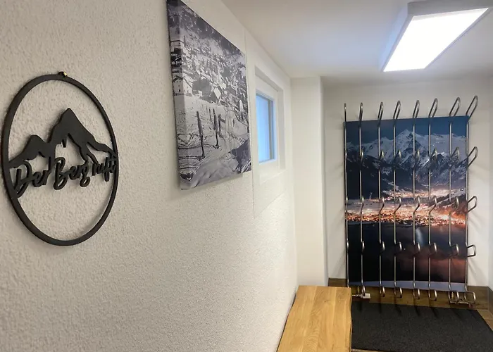 Appartements Bergfried - Ski In Ski Out, Inklusive Sommerkarte, Zentral Mit Ausblick Ueber Kaprun * Kaprun