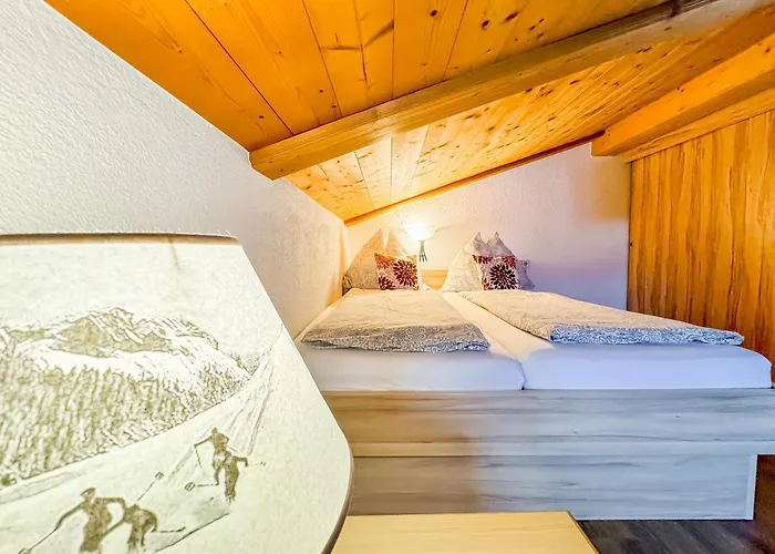 Appartements Bergfried - Ski In Ski Out, Inklusive Sommerkarte, Zentral Mit Ausblick Ueber Kaprun *