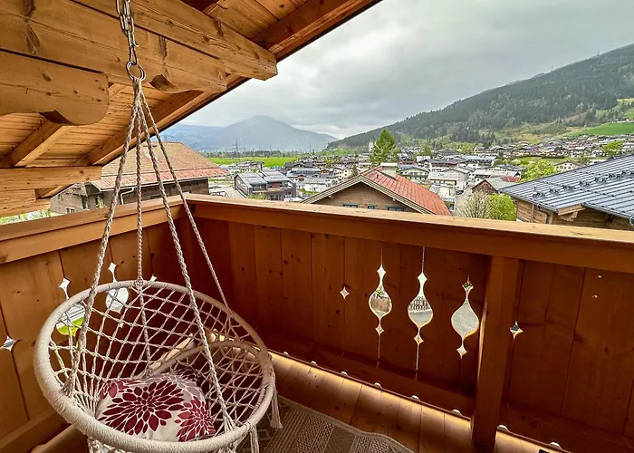 Appartements Bergfried - Ski In Ski Out, Inklusive Sommerkarte, Zentral Mit Ausblick Ueber Kaprun דירה