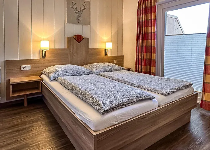 Appartements Bergfried - Ski In Ski Out, Inklusive Sommerkarte, Zentral Mit Ausblick Ueber Kaprun דירה קפרון