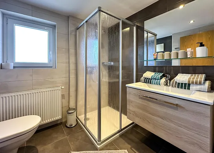 Appartements Bergfried - Ski In Ski Out, Inklusive Sommerkarte, Zentral Mit Ausblick Ueber Kaprun Daire